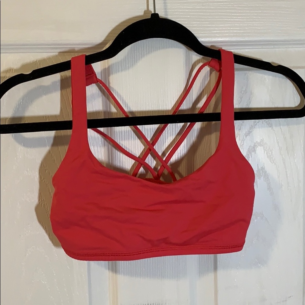 Lululemon sports bra